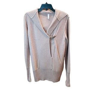 GAP Body women’s long hooded v-neck sweater toggle button SZ M tan beige